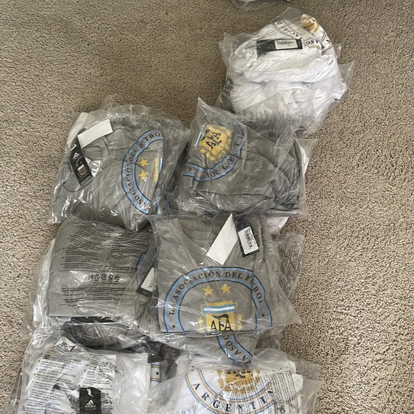 Bundle - Picture 2 of 2